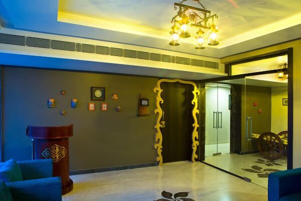 Pipal Tree Hotel 4/21