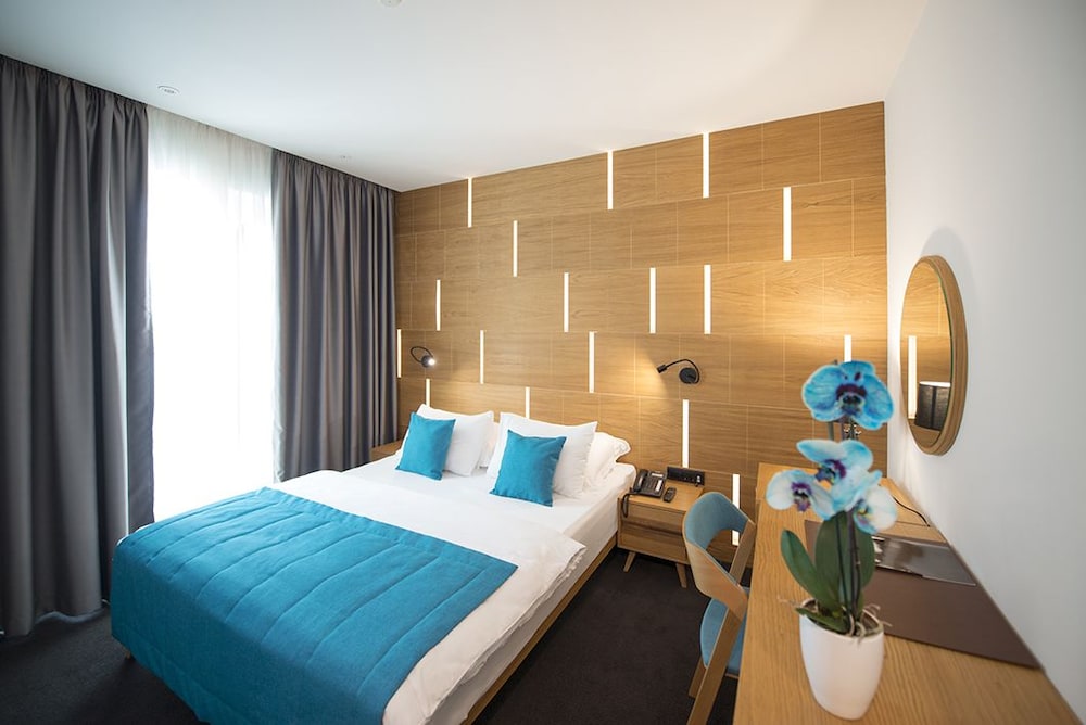 Hotel Sana 9/37