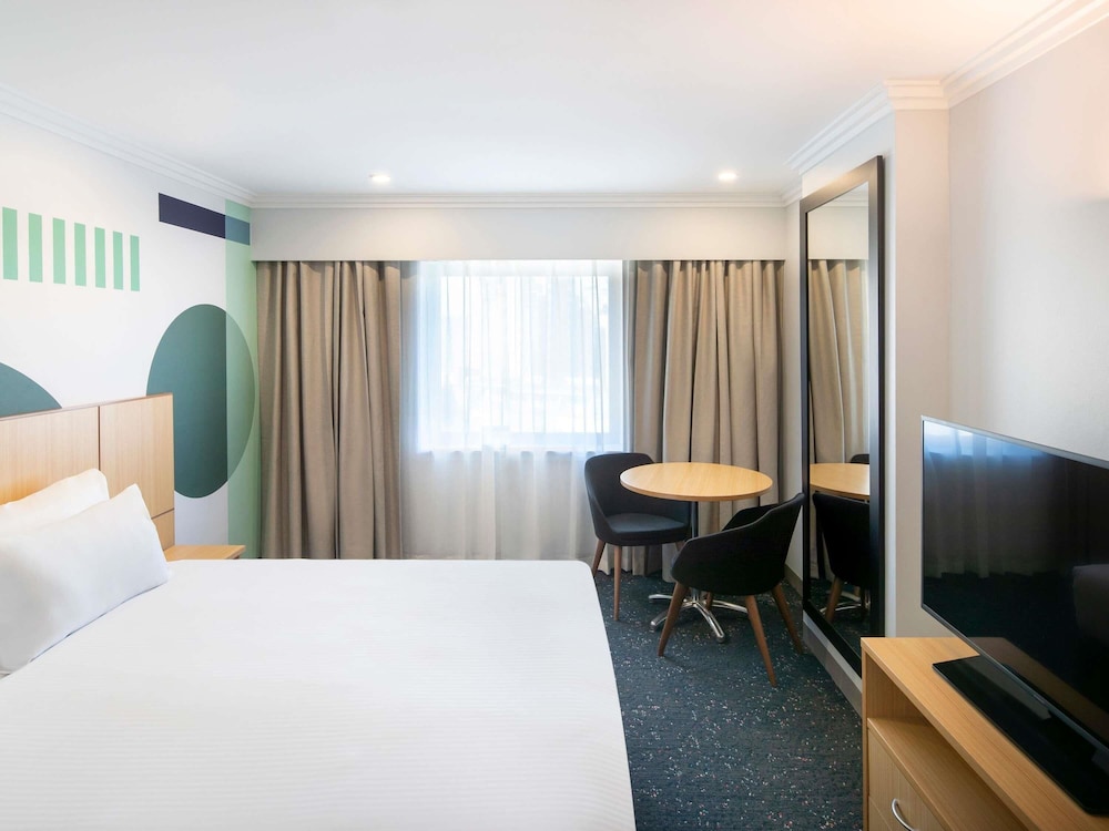 غرفة سوبيريور بسرير كوين، ibis Styles Sydney Central 4/9