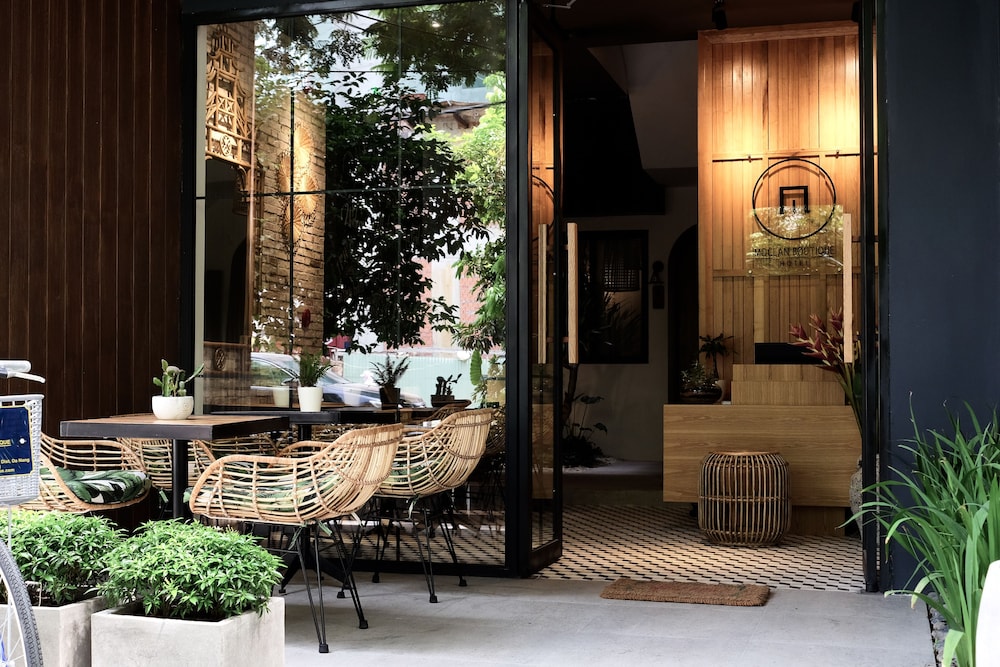 Moclan Boutique Hotel 47/52
