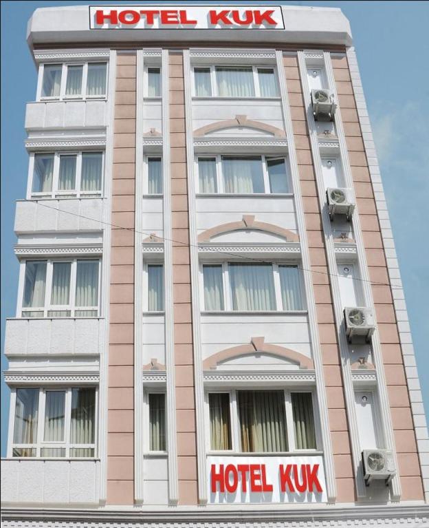 KUK HOTEL 2/22
