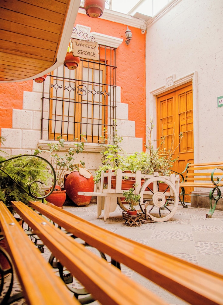 Hostal Villa Sillar 5/50