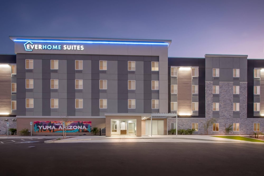 Everhome Suites Yuma East I-8 1/50