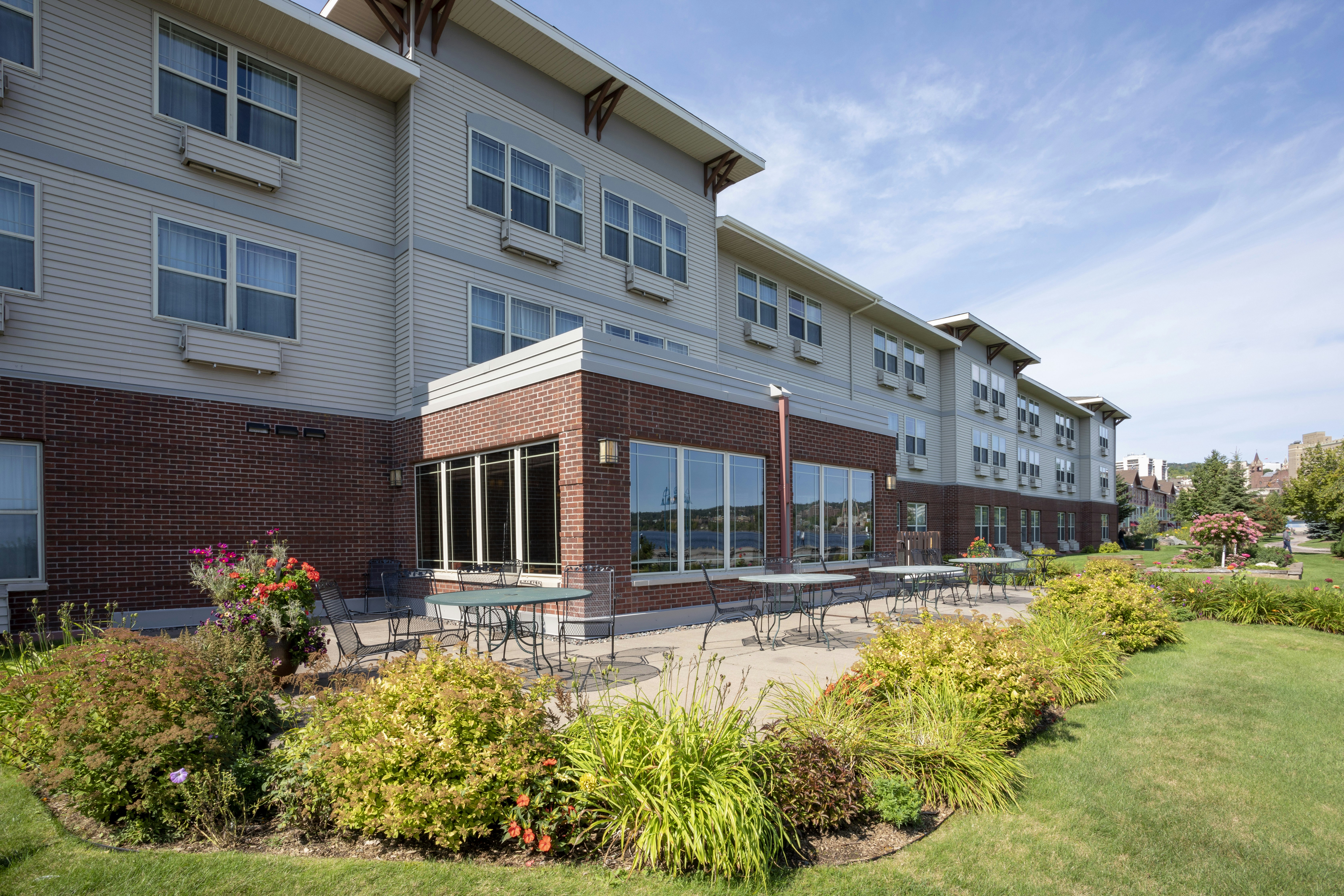 Hampton Inn Duluth Canal Park 7/77