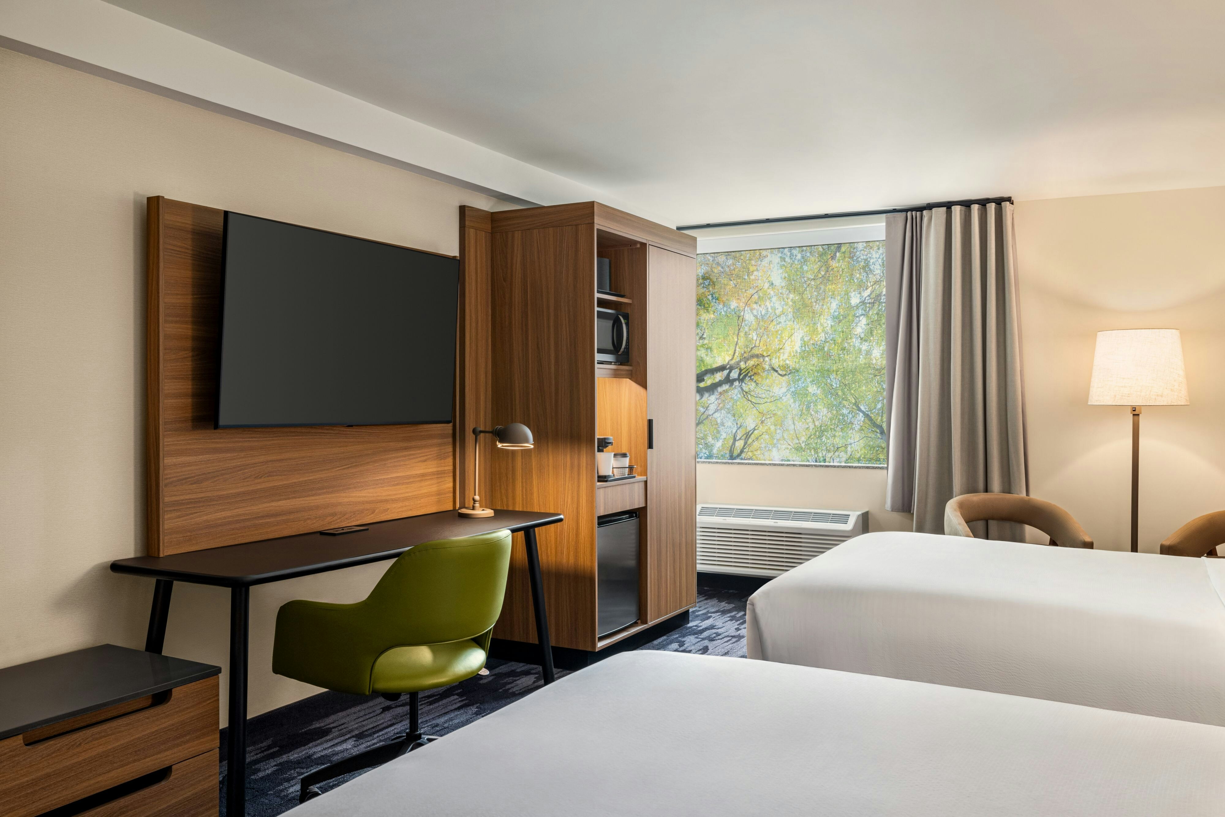 Hotel Monona 5/11