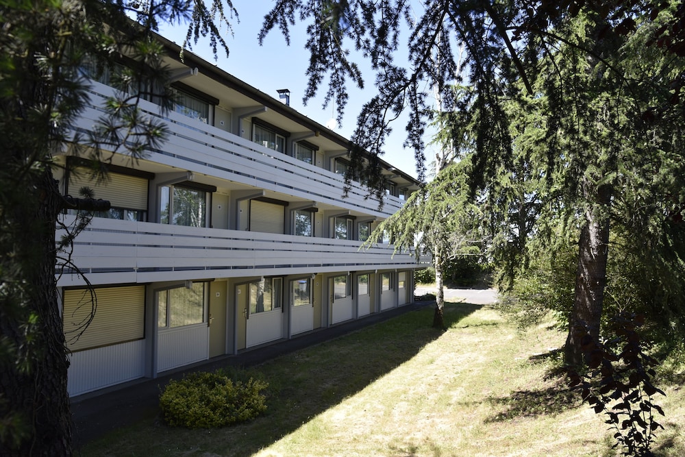 greet Hotel Chatellerault 39/43