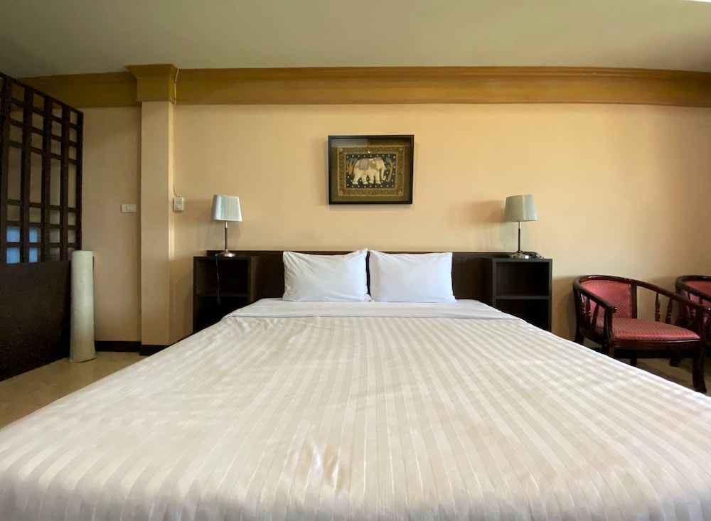 DELUXE, SEA VIEW