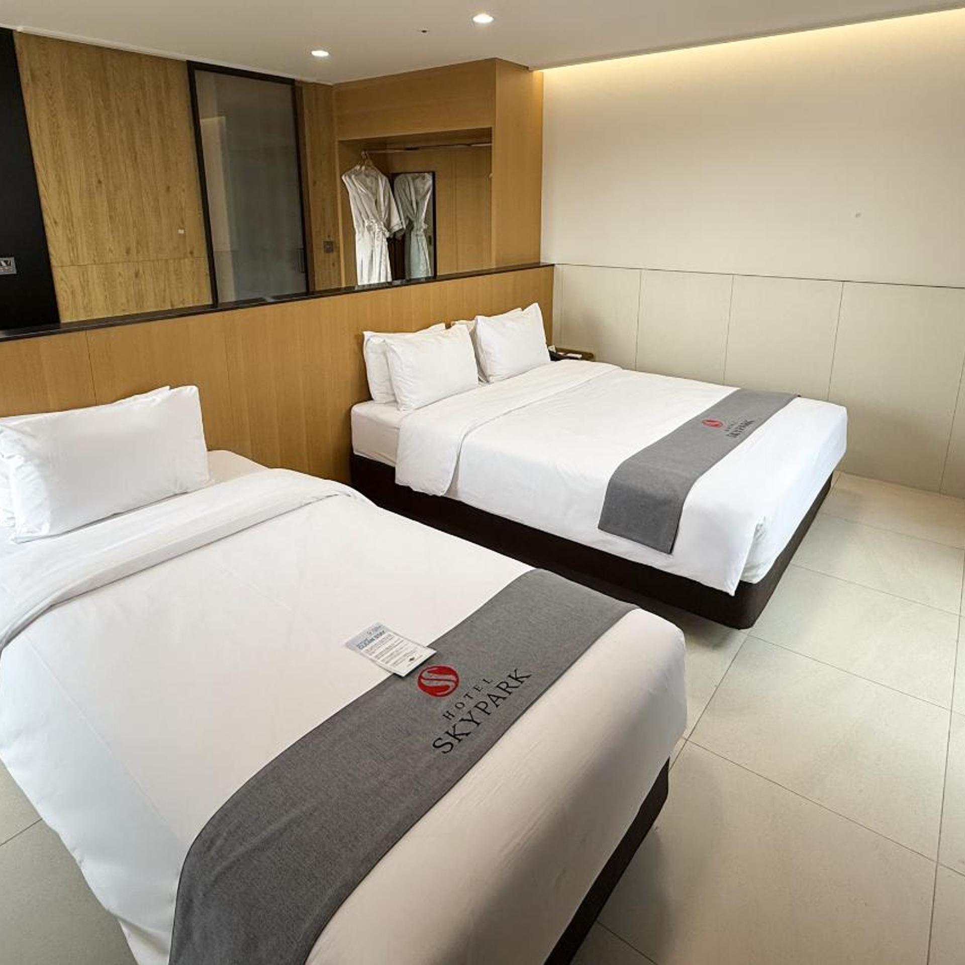 غرفة ديلوكس بشرفة، Hotel Skypark Daejeon I 4/10