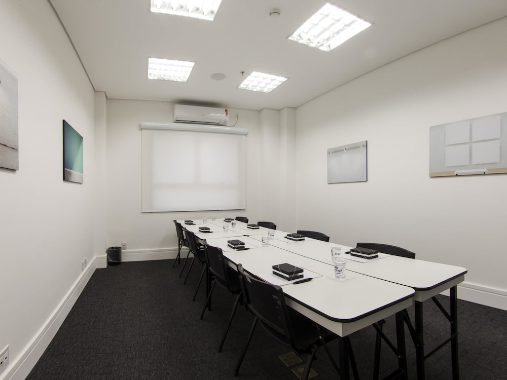 Ibis Styles Maracanau 59/70
