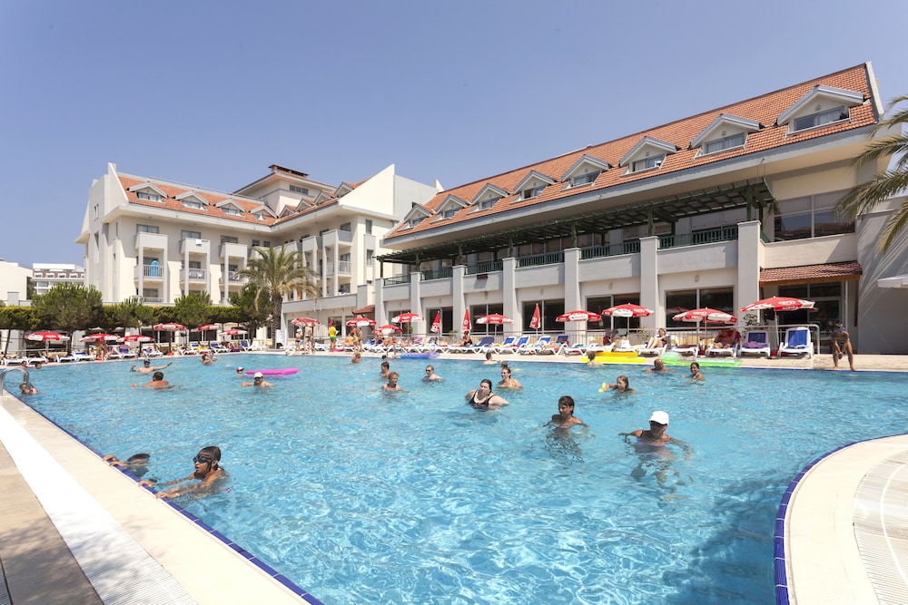 Side Story Resort & Spa 51/53