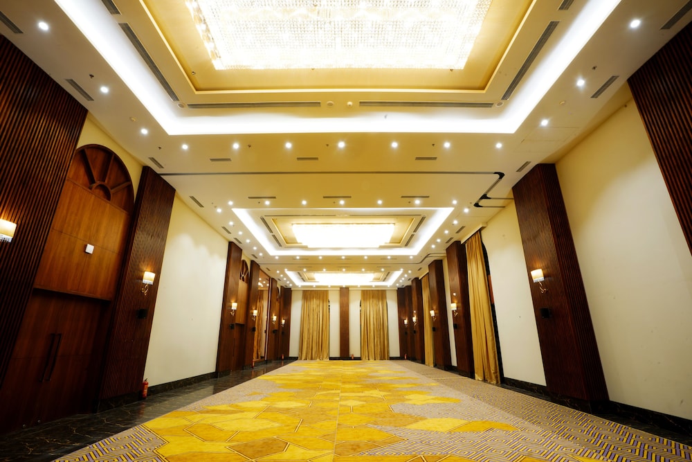 Polo Hotels, Agartala 7/64