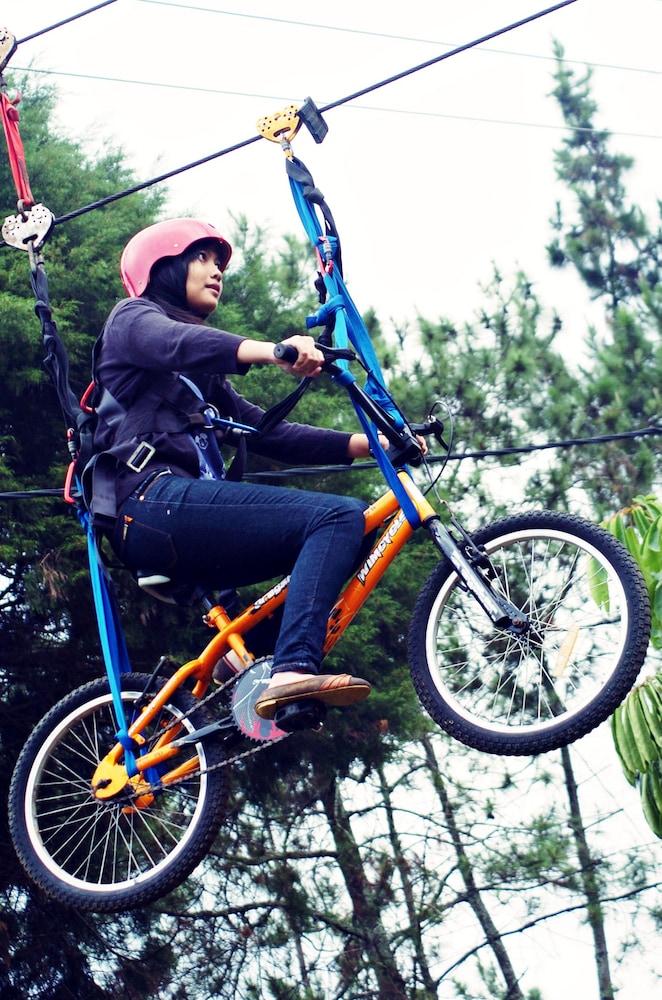Lembang Asri Resort 32/55