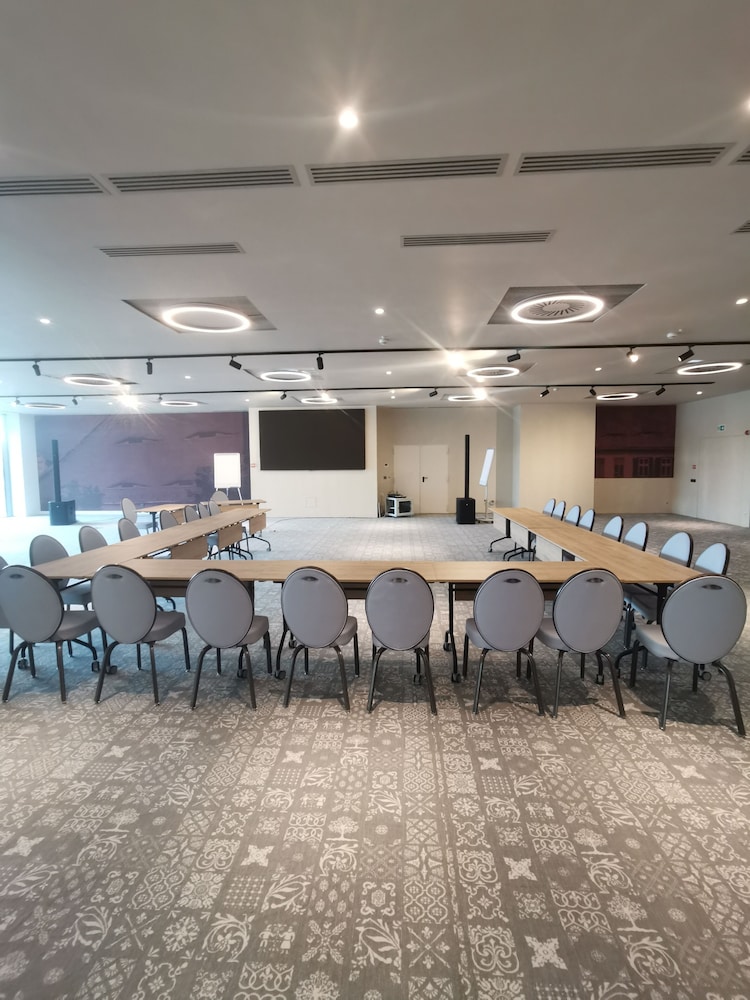 Mercure Sibiu Arsenal 38/50