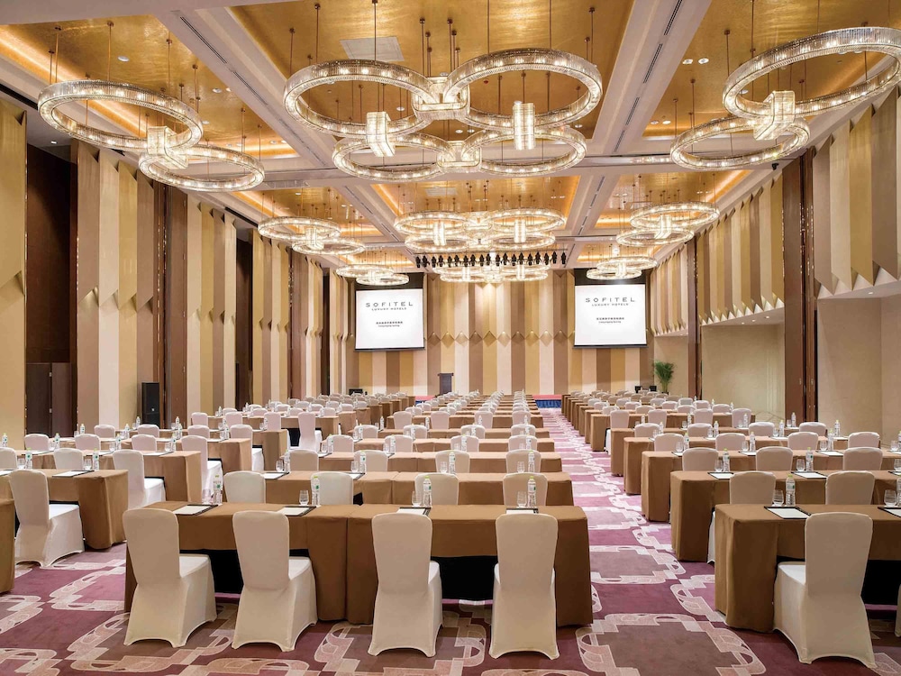 Sofitel Lianyungang Suning 64/71