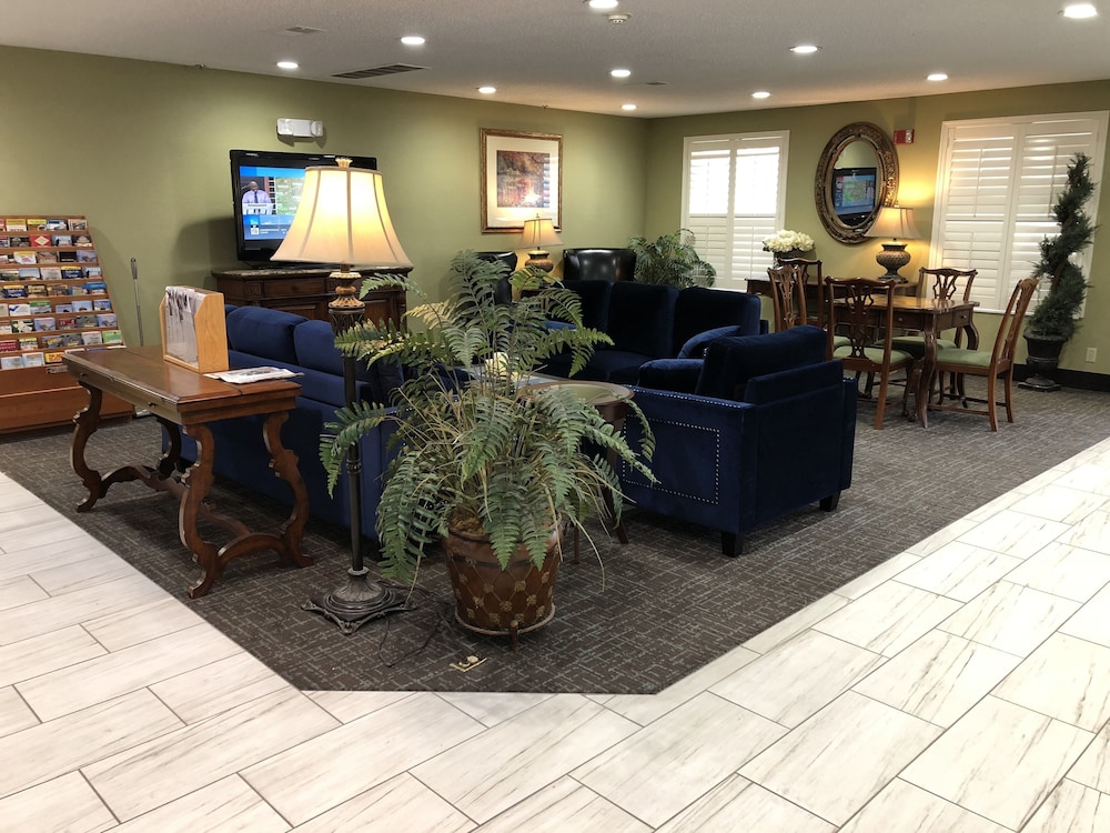 Baymont by Wyndham Washington 8/45
