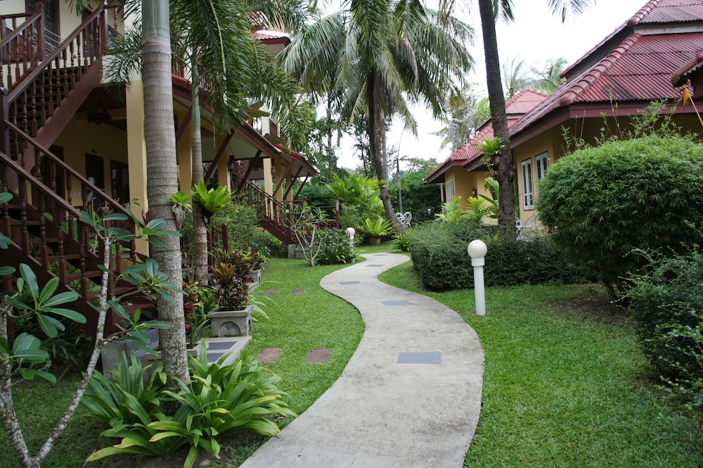 Palm Village 59/67