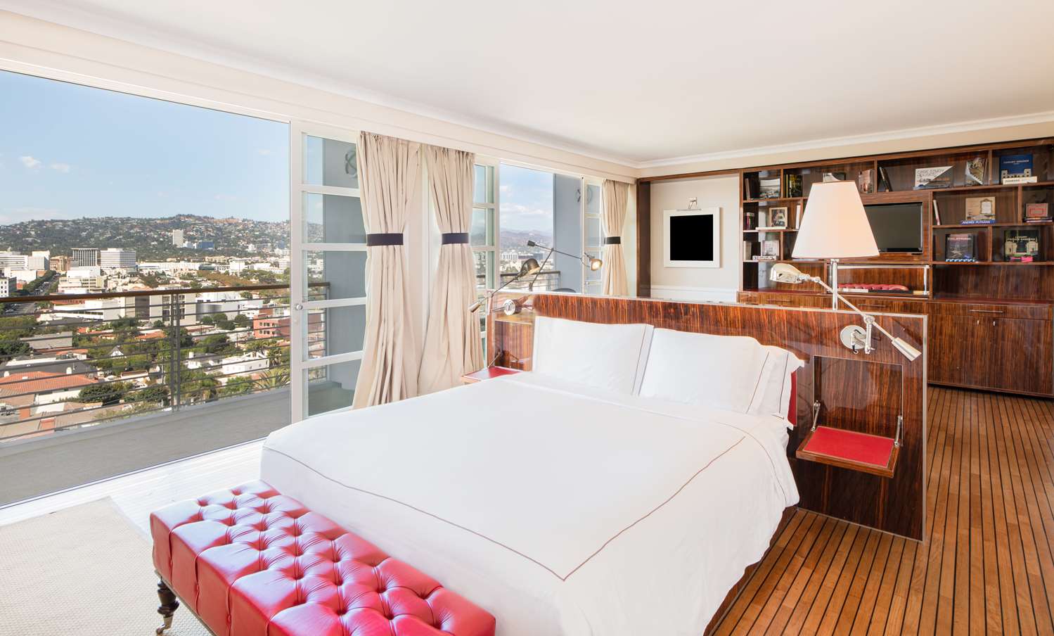 Signature, Loft, Suite, King Bed، Cameo Beverly Hills, LXR Hotels & Resorts 3/7