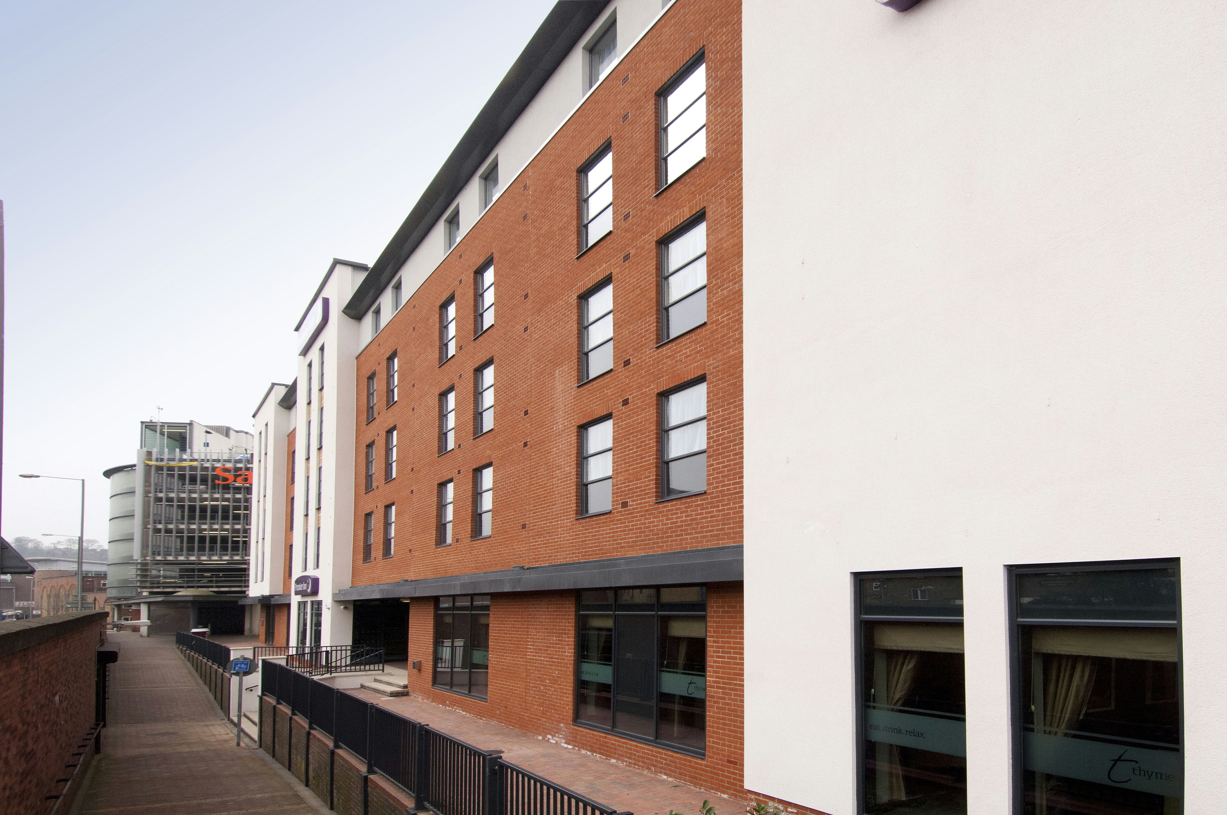 PREMIER INN HIGH WYCOMBE CENTRAL 7/40