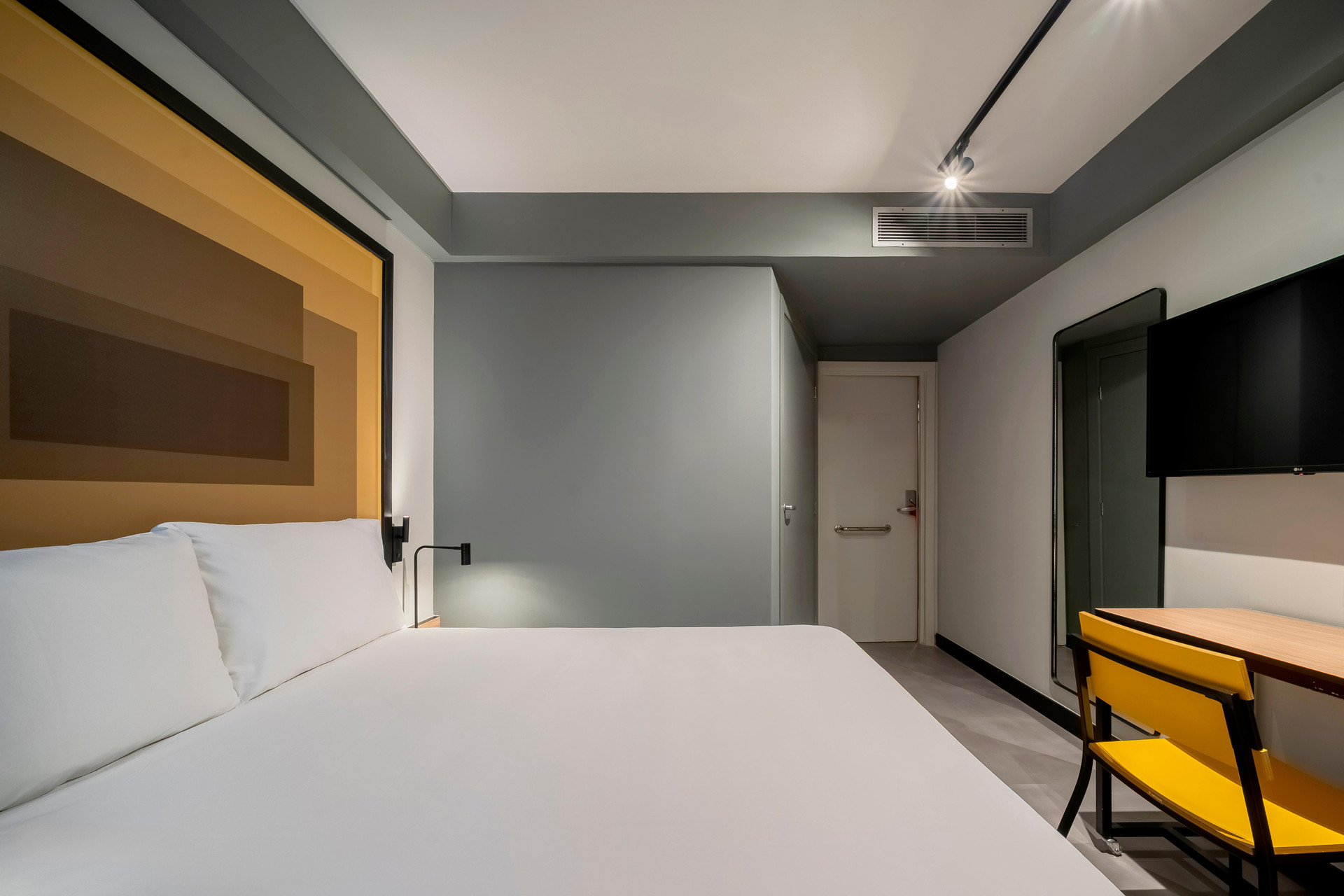 Room, Accessible