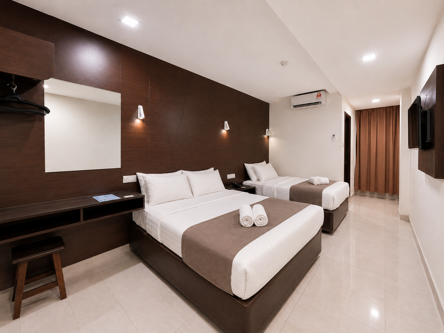 Cathay Hotel 21/50