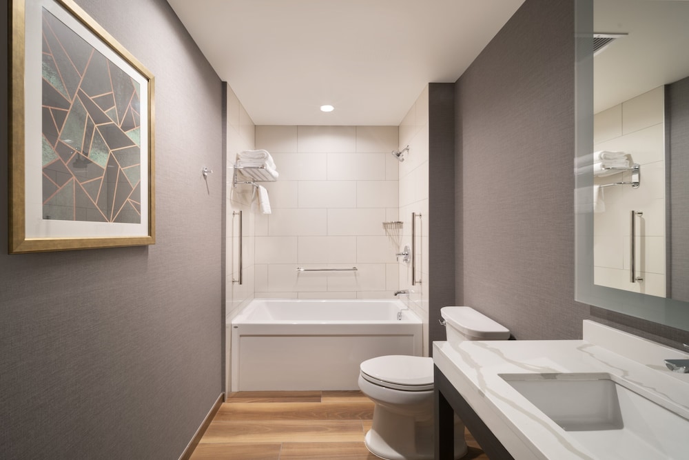 Hyatt House LAX - Century Blvd 49/50