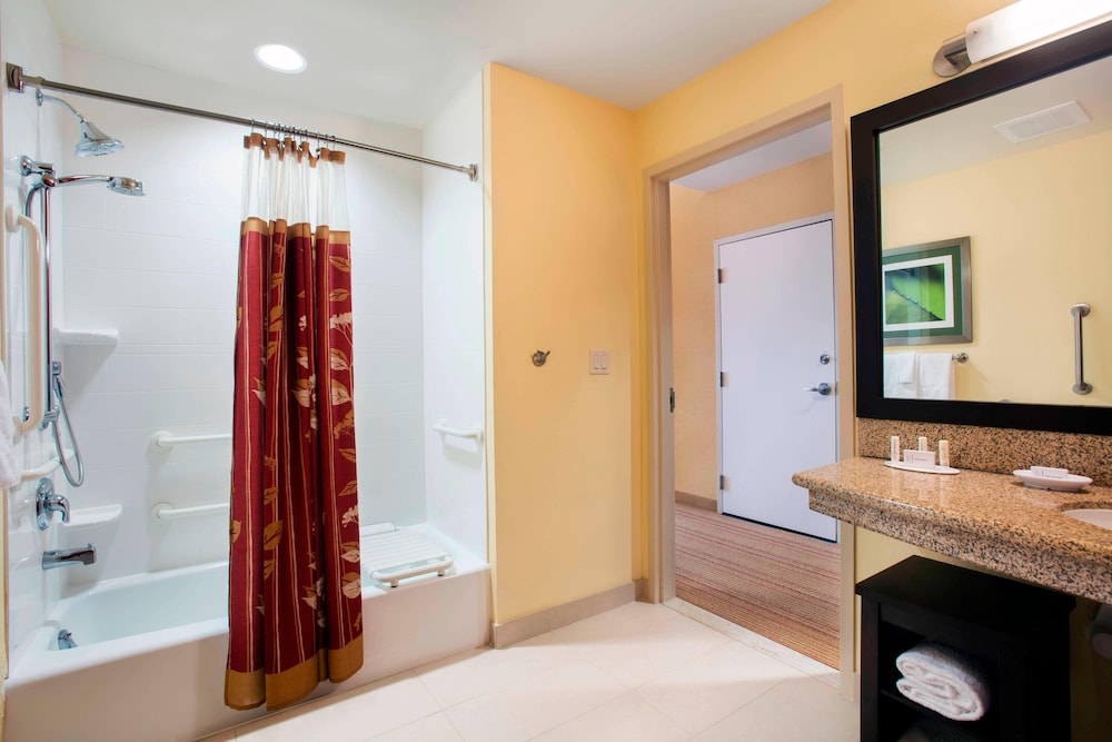 Courtyard By Marriott Miami Homestead 11/35