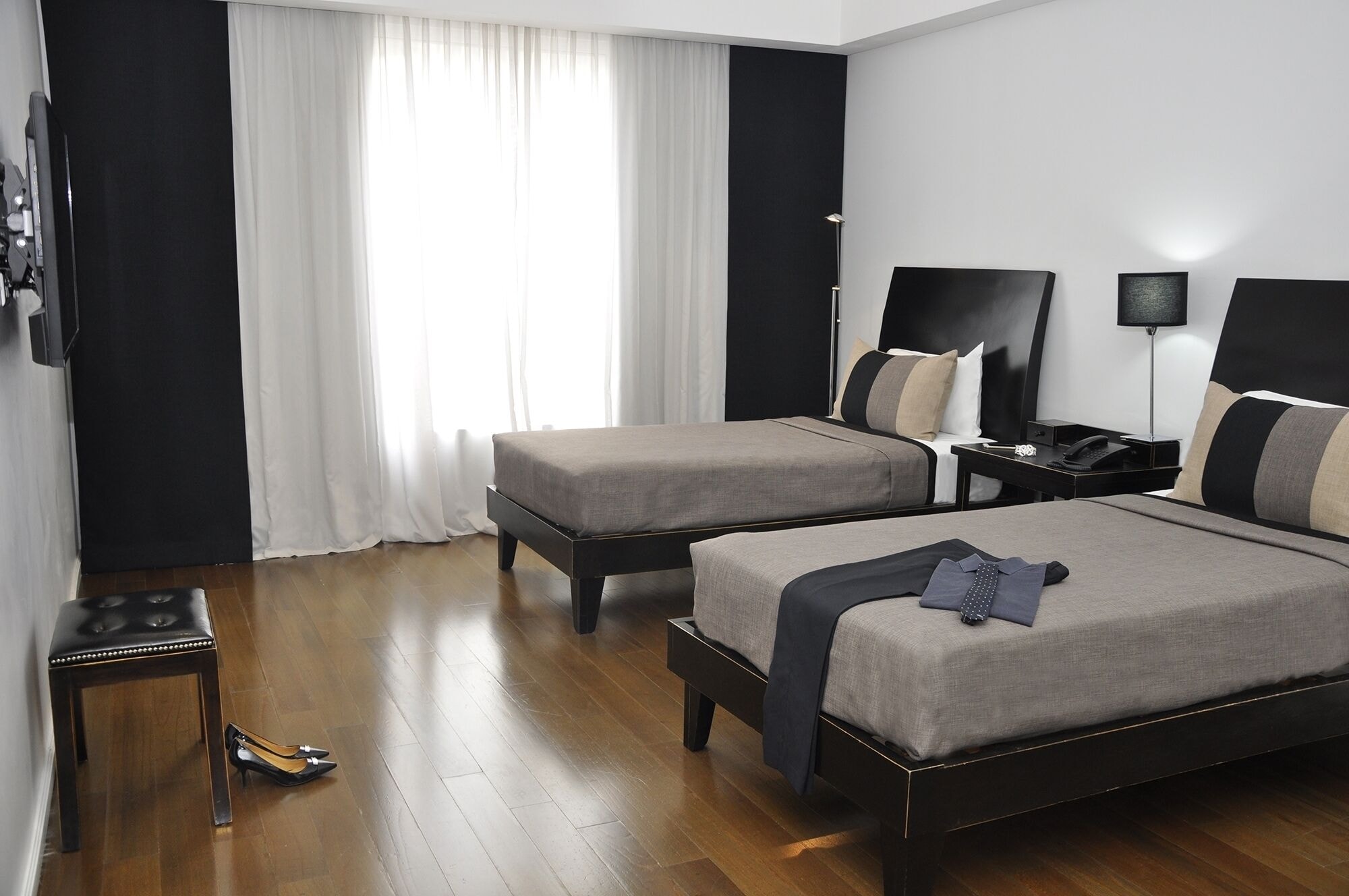 Superior, Twin Beds