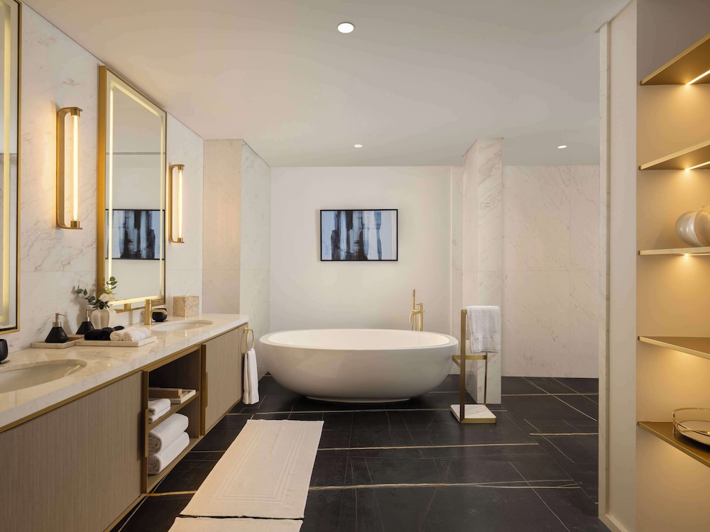 Banyan Tree Dubai 50/50