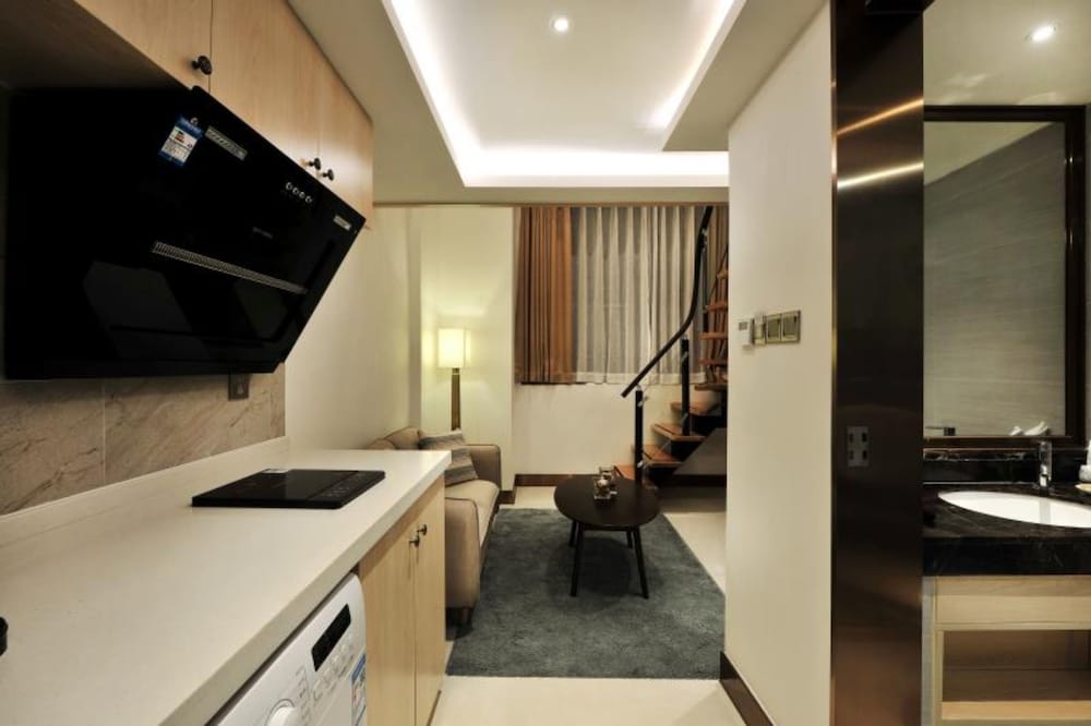 Shenzhen Mint International Apartment 15/34