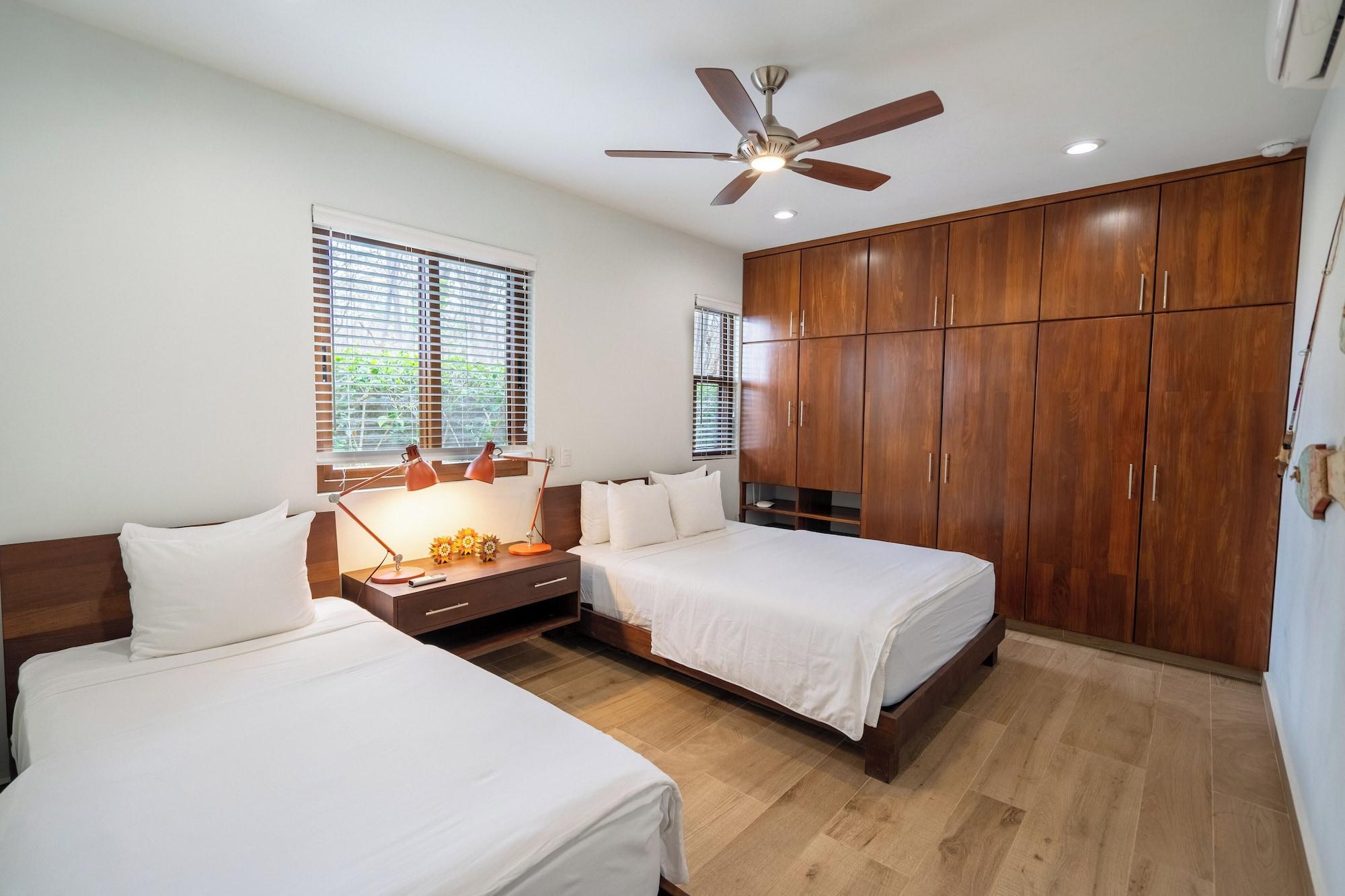 Serena, Signature, House