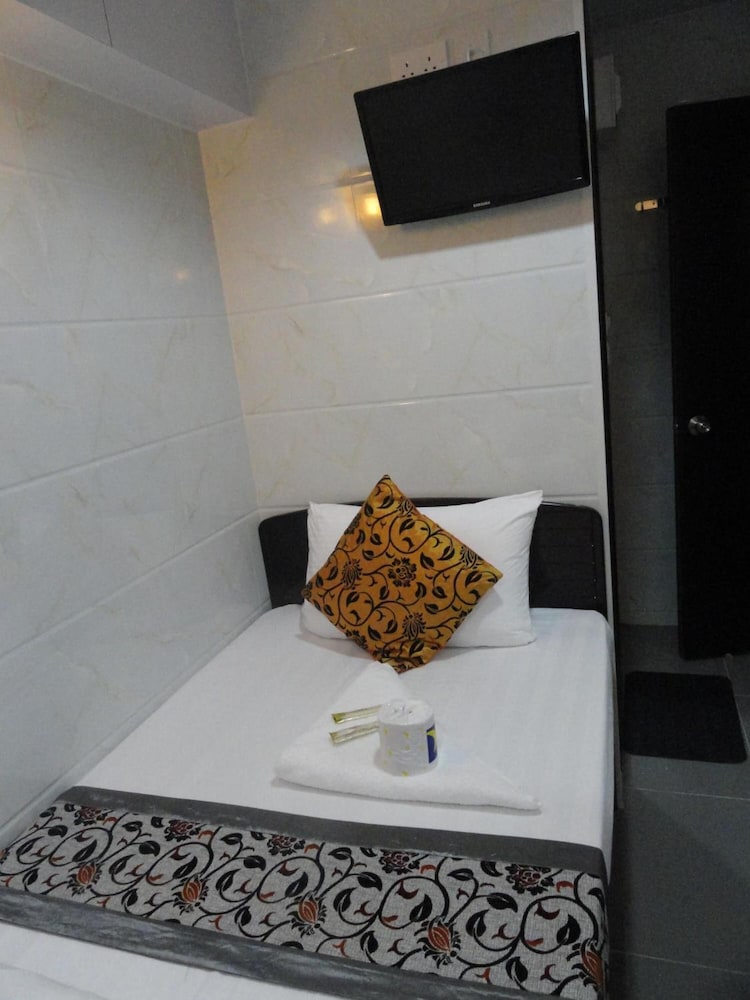 Paris Guest House( 10f Flat D2 ) 17/51