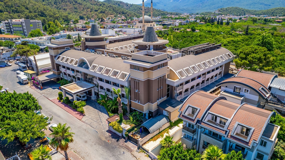 Viking Star Hotel in KEMER