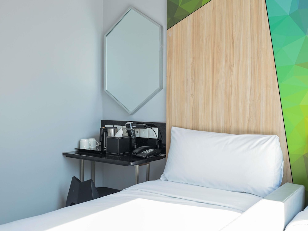 ibis Budget Singapore Ametrine 46/51