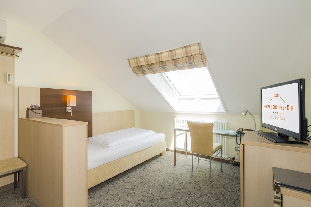 Hotel Scheffelhohe 13/46