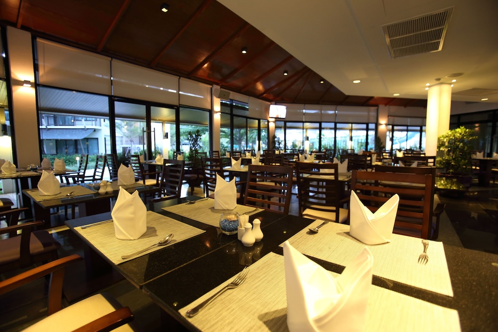 Bangsaen Heritage Hotel 35/50