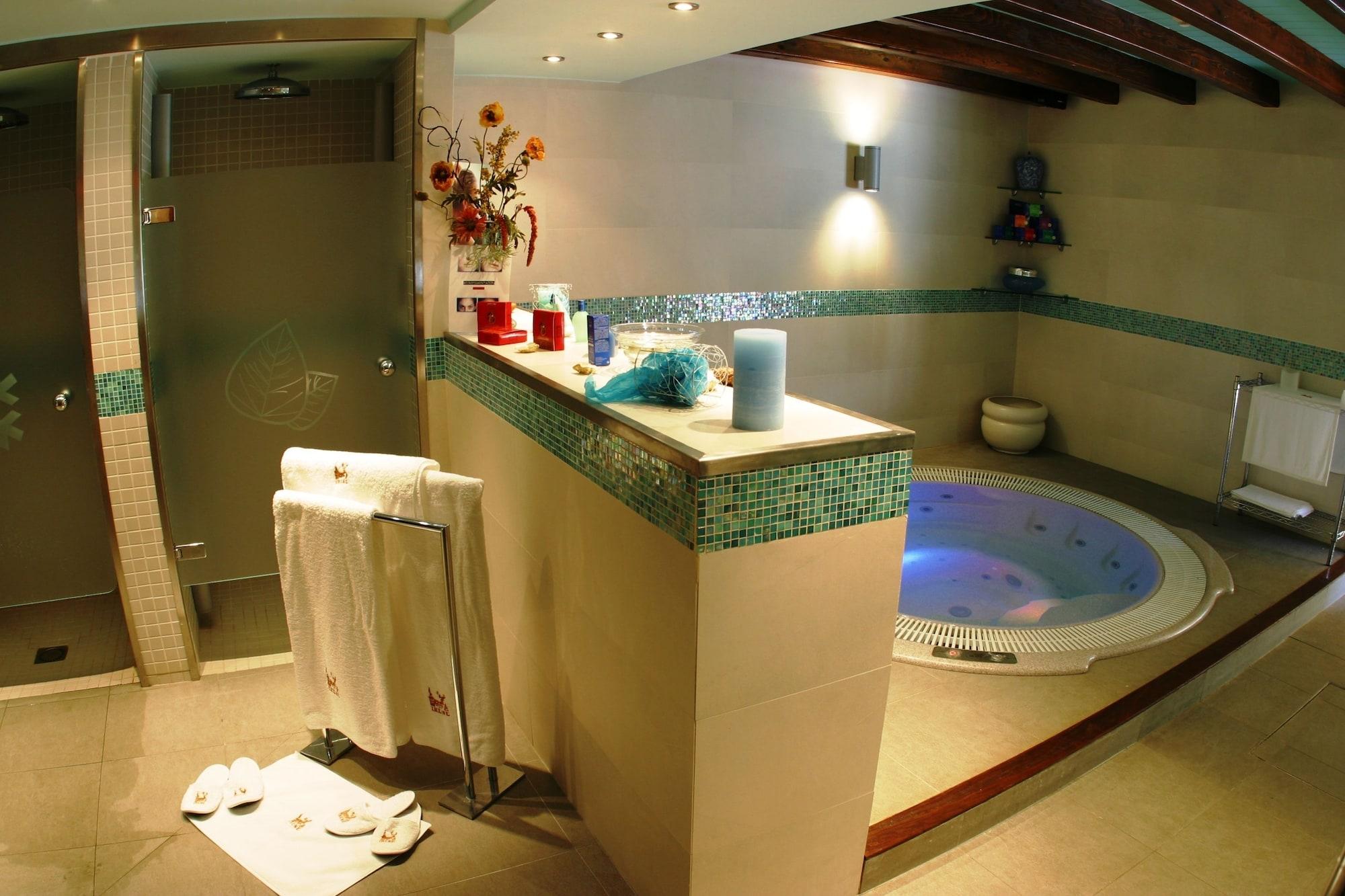 Hotel Spa Casa Irene 37/45
