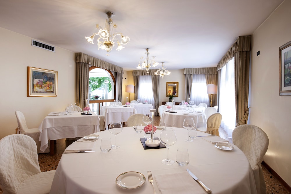 Hotel Fior 33/50