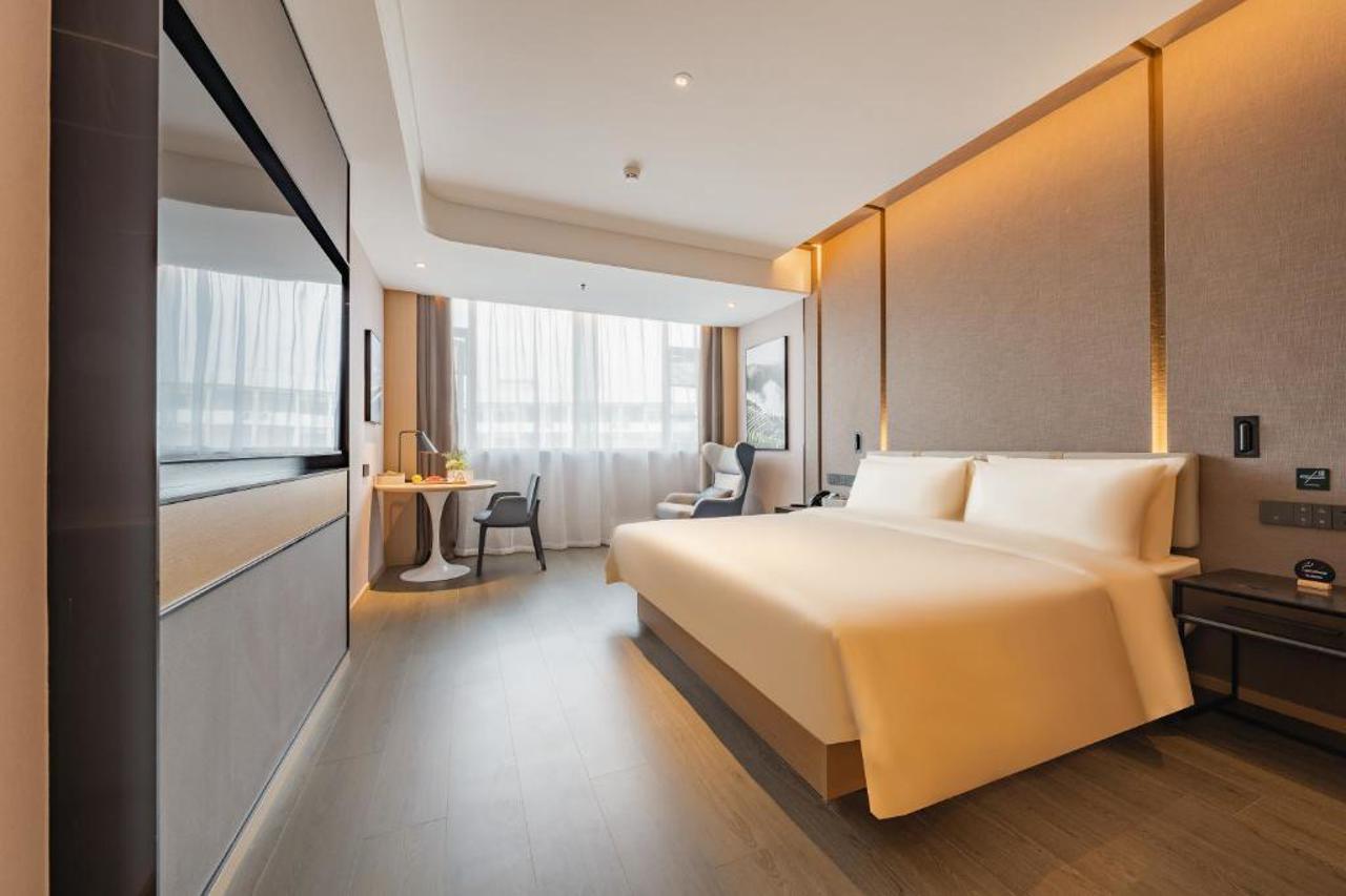 Atour Hotel Shanghai New International Expo Center Yanggao South Road Metro Station 17/24