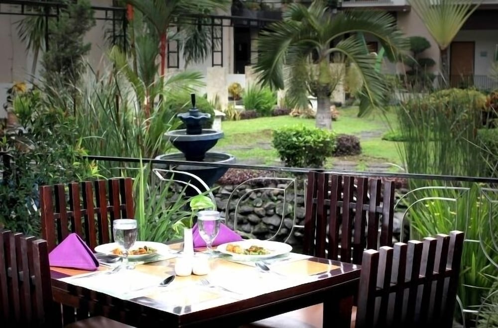 Lpp Convention Hotel Yogyakarta 25/37