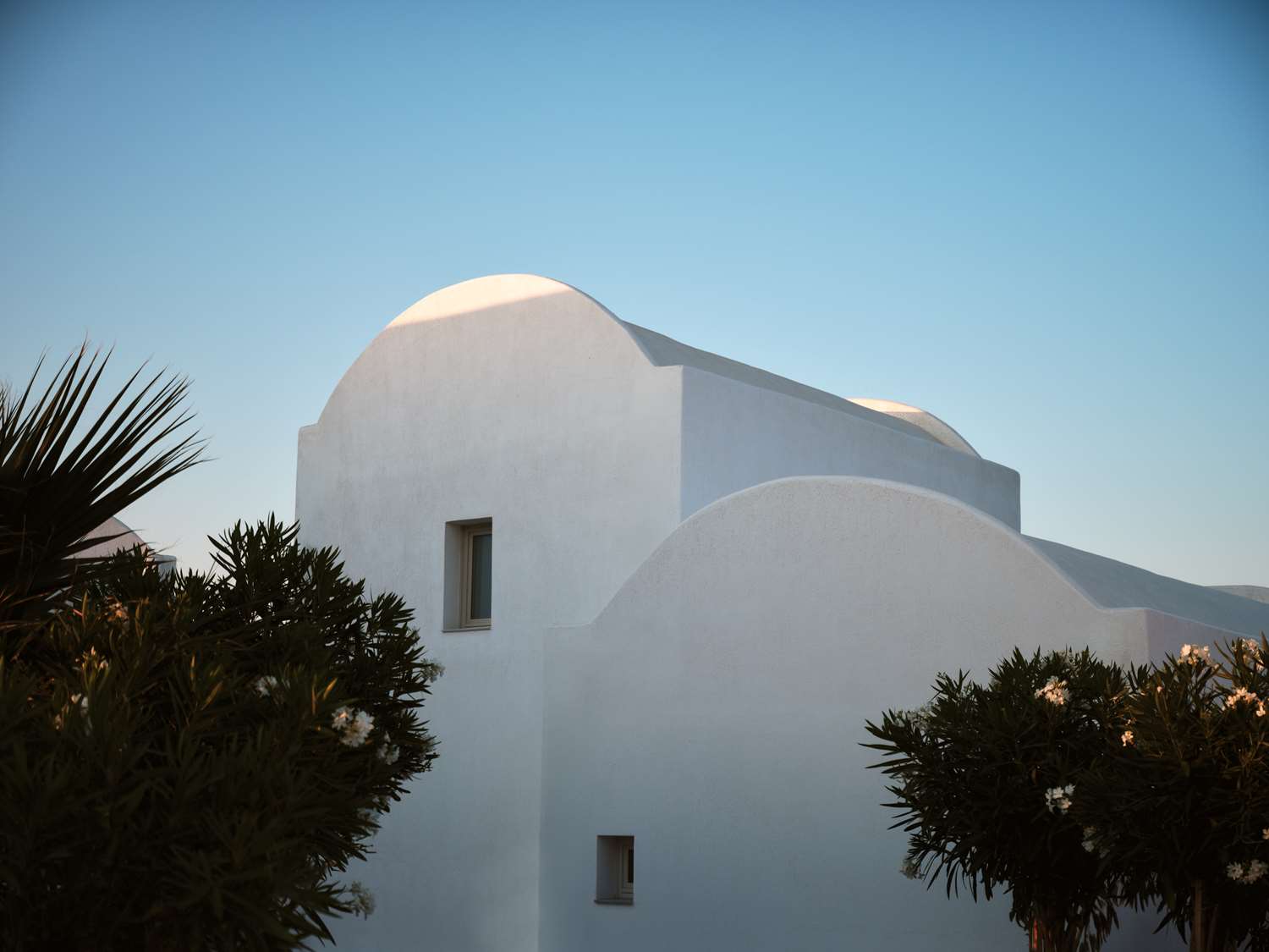 Sea Breeze Santorini Beach Resort, Curio by Hilton 50/50