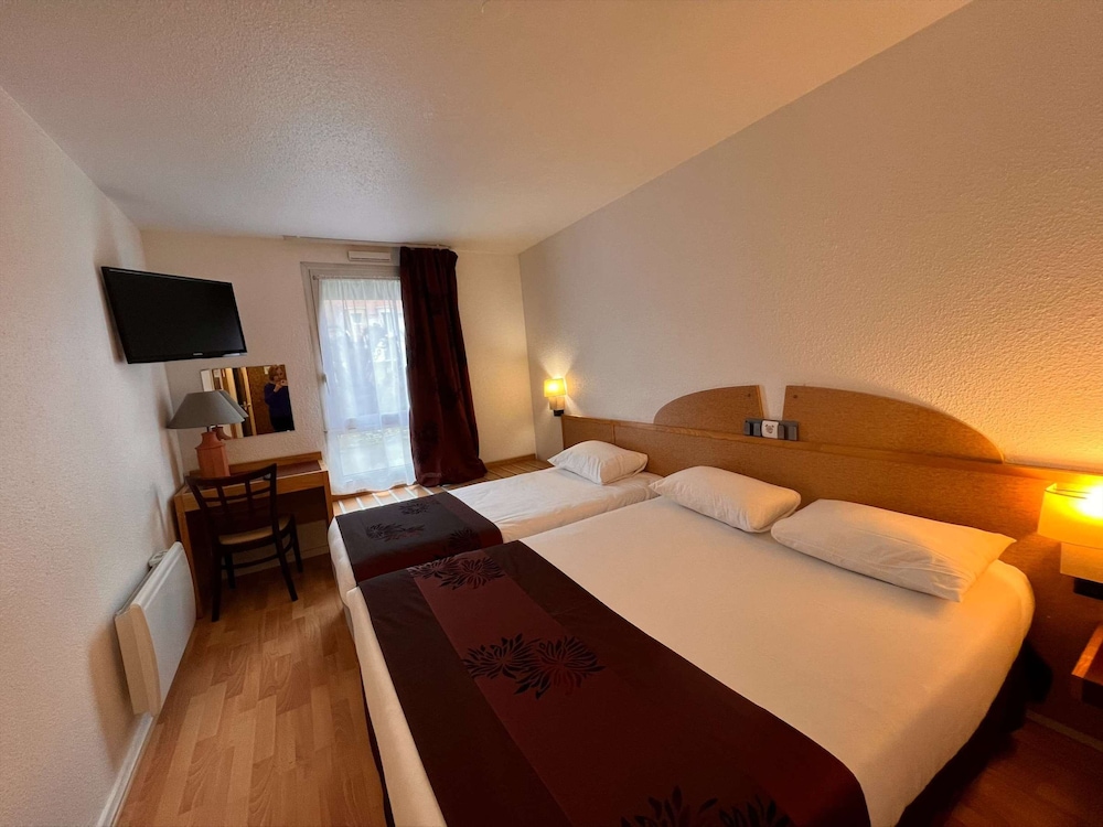 Kyriad Direct Arpajon 10/50