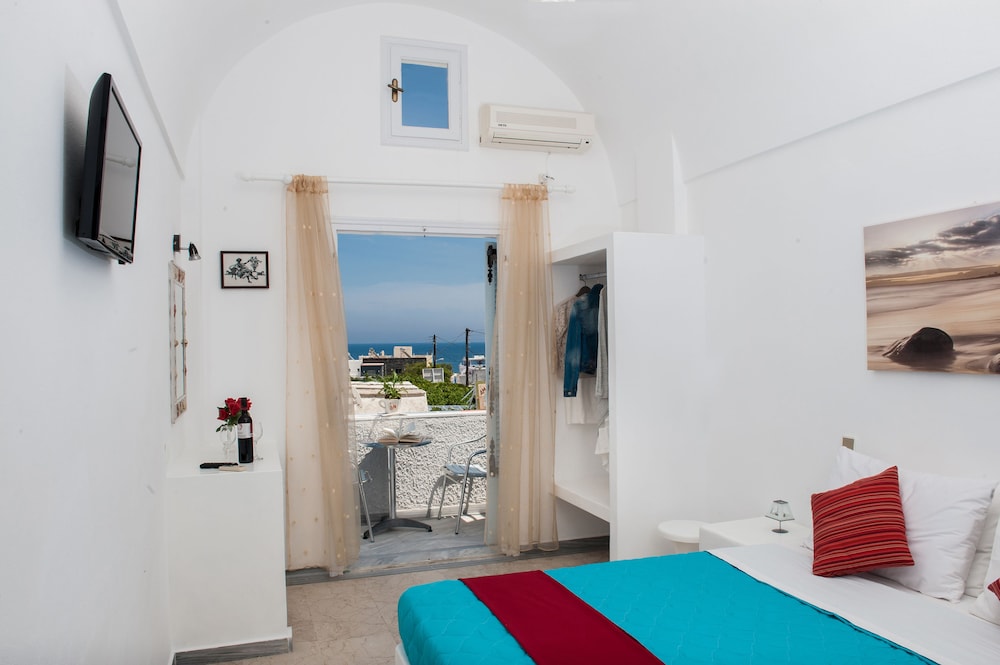 Join Us Low Cost Rooms 9/34