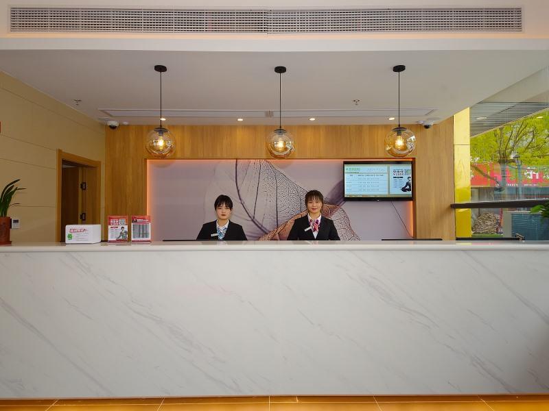 格林豪泰上海崇明岛陈家镇智选酒店(GreenTree Inn Shanghai Chongming Island Chenjia Town Express Hotel) 图片4