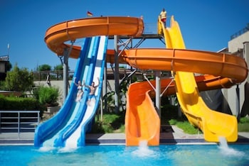 Aydinbey Kings Palace Spa and Resort Hotel 58/64