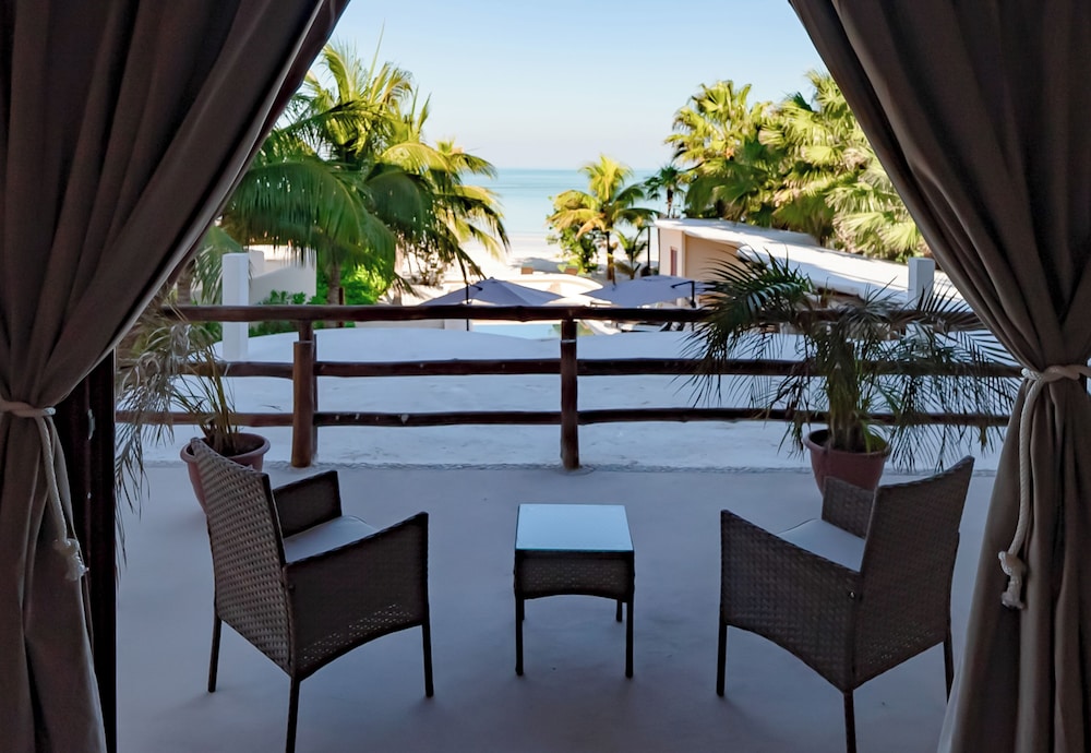 Beachfront Hotel Boutique DK in ISLA HOLBOX