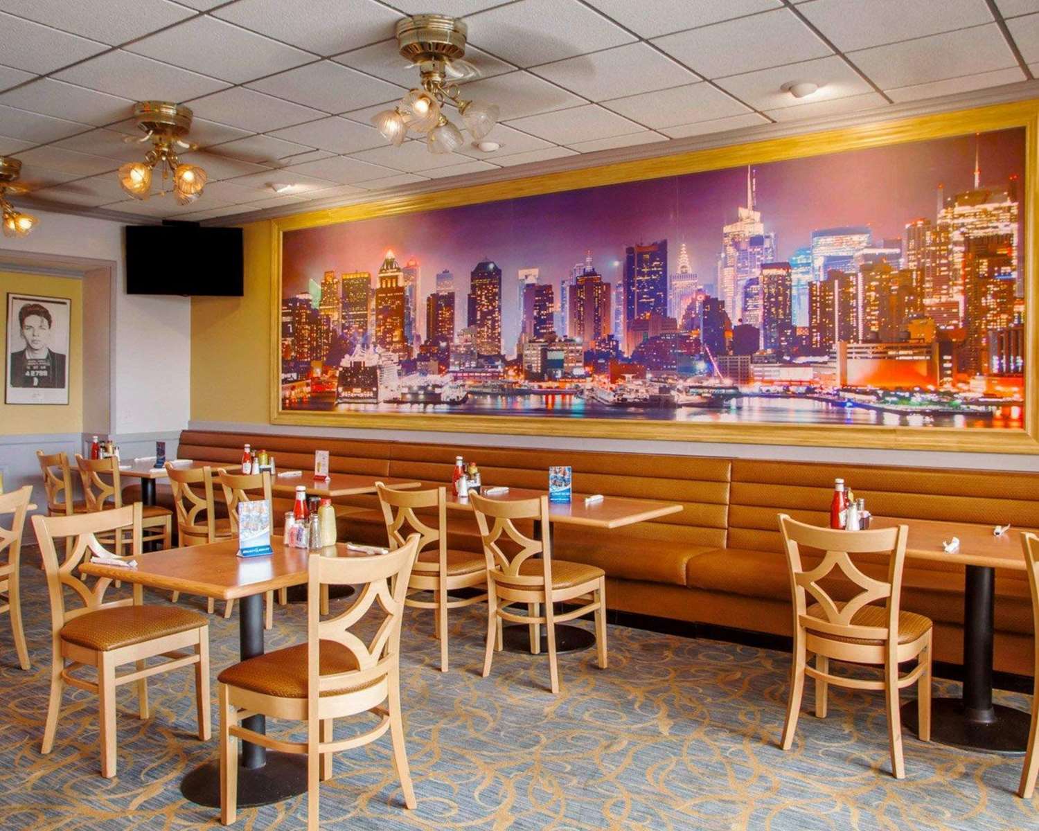 Quality Inn Meadowlands 15/24