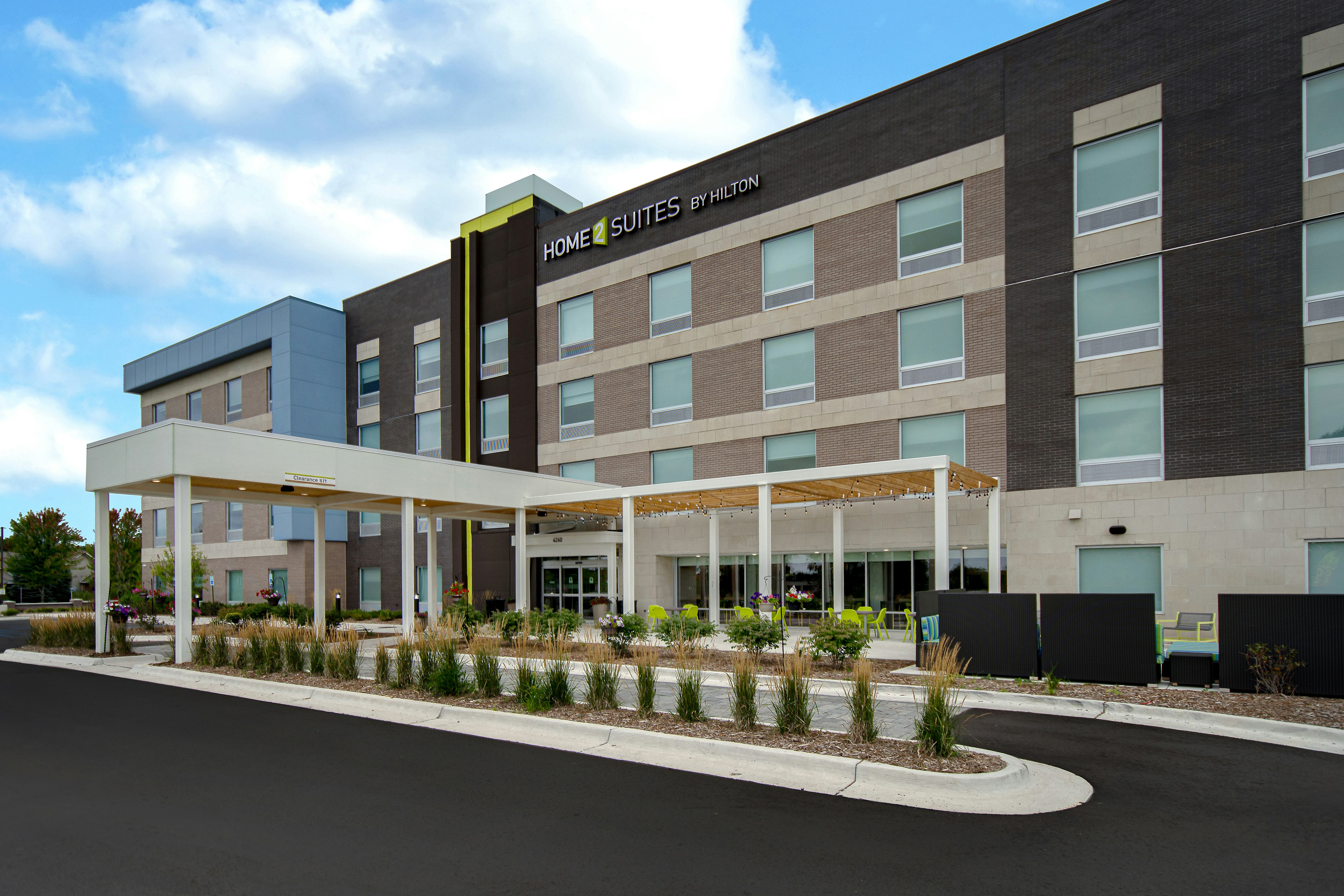 Home2 Suites by Hilton Grand Rapids Airport 21/24