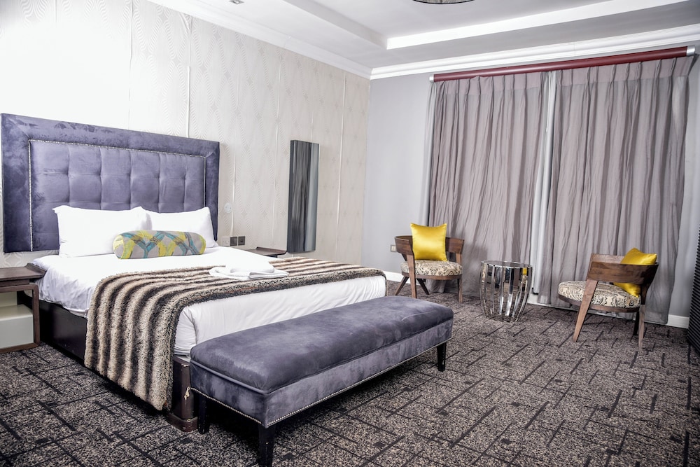 Staywell Hotels 8/34