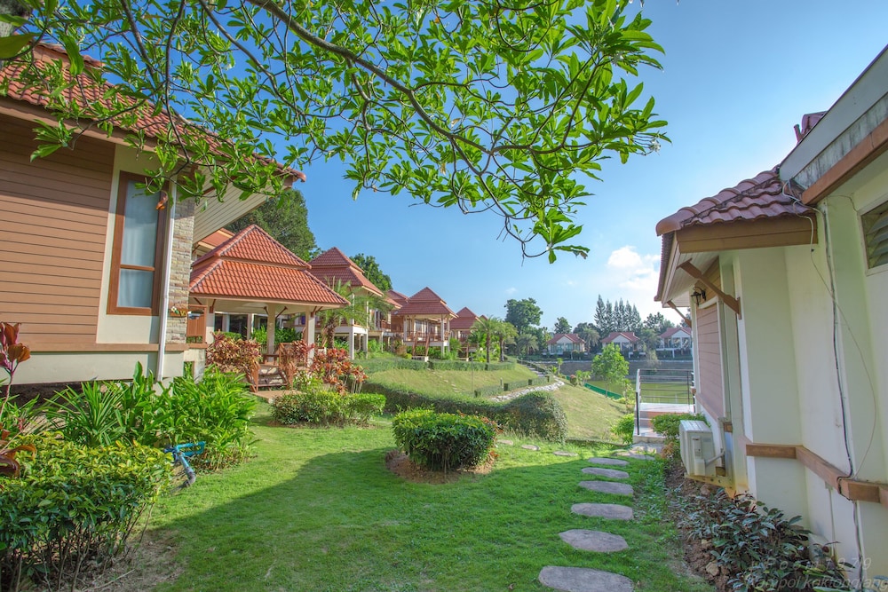 Thongsathit Hill Resort Khao Yai 48/54