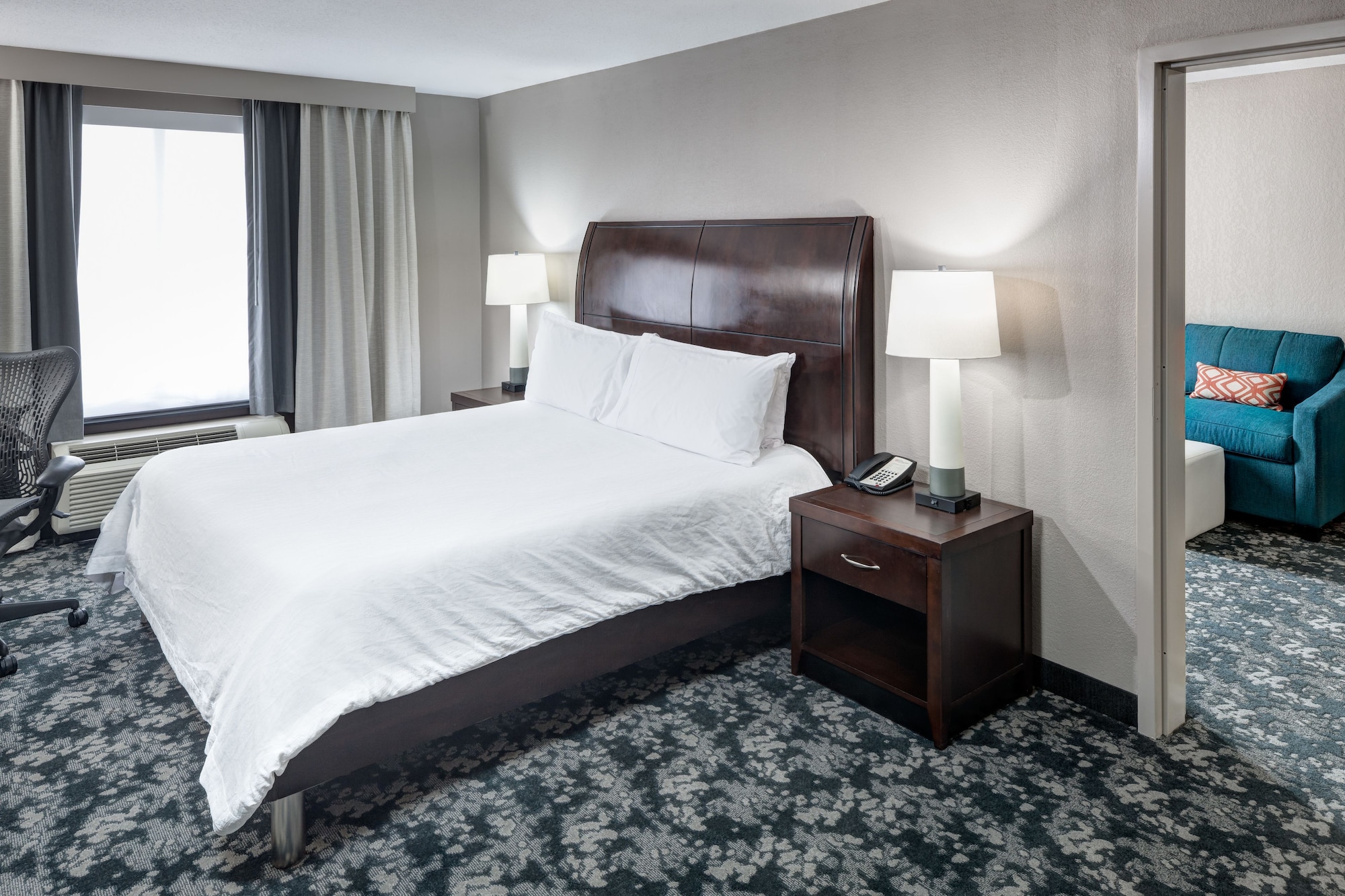Suite, King Bed